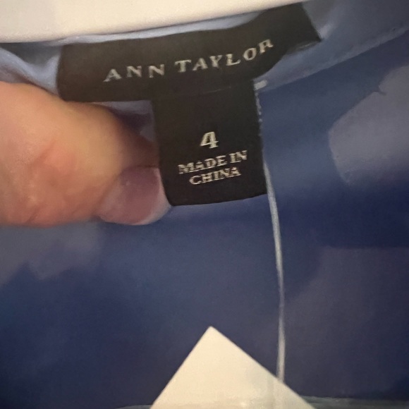 Ann Taylor gem collared dress shirt - never worn/ - Picture 2 of 6